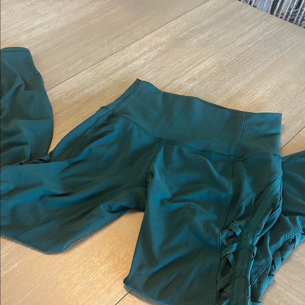 Lululemon tights Hunter‎ green long